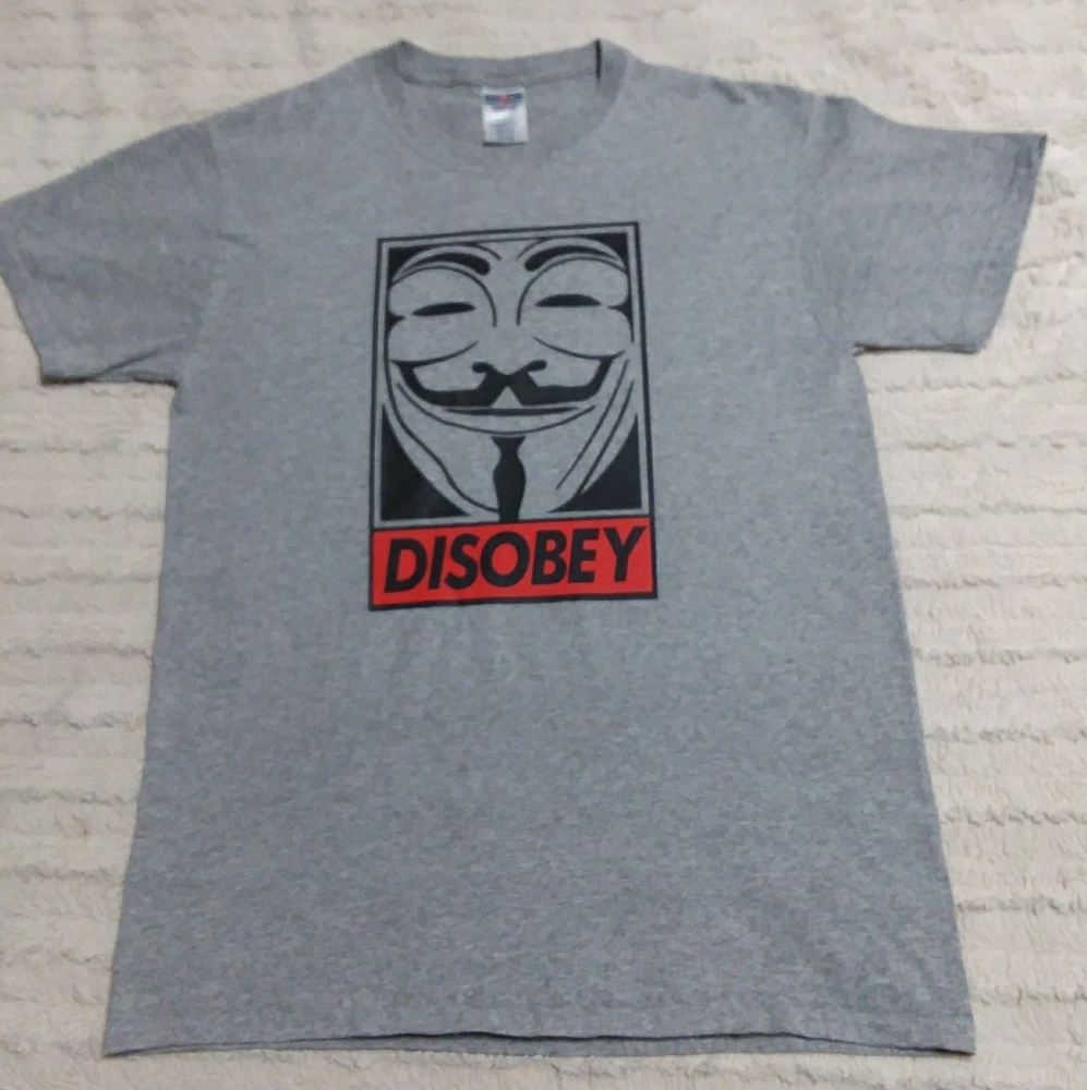 Anonymous graphic t-shirt
